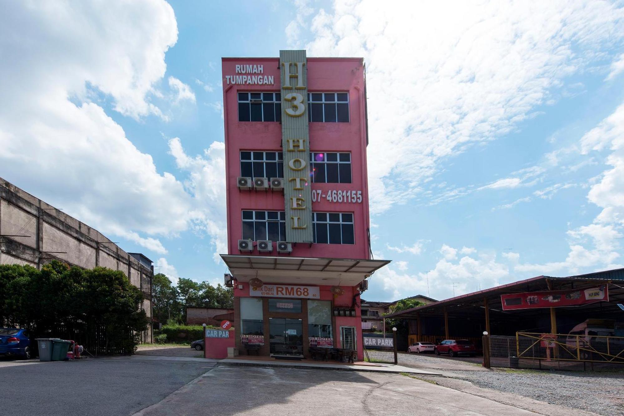 Super Oyo 90385 H3 Hotel Yong Peng Ngoại thất bức ảnh